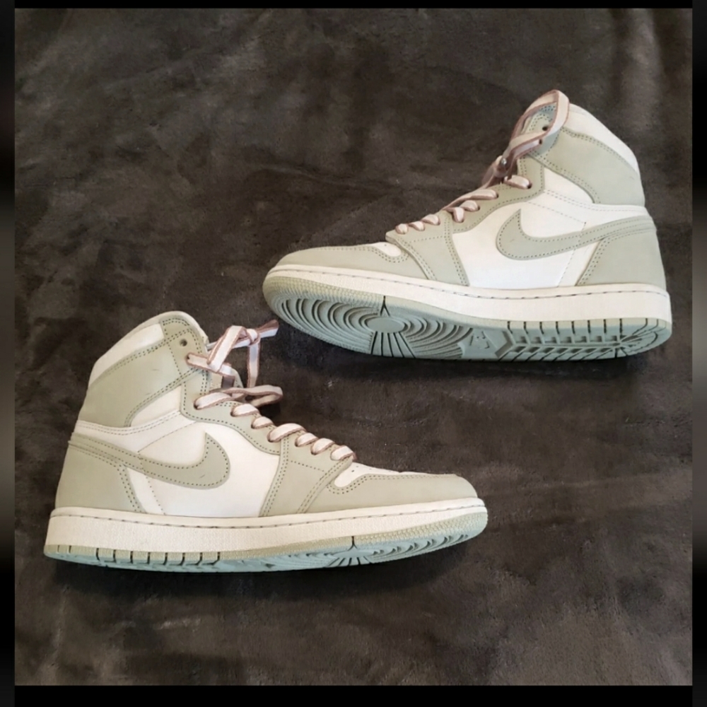 Jordan 1 OG High -Sz 8.5W- Seafoam Green-Nike